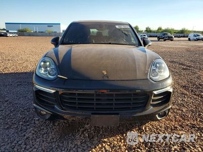 Piąte zdjęcie samochodu w środku: 2016 PORSCHE CAYENNE VIN:WP1AA2A2XGKA09668 - miniatura