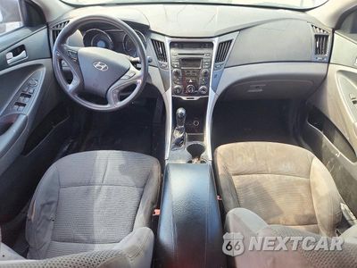 Zdjęcie 8 z 12 samochodu: 2014 HYUNDAI SONATA GLS VIN:5NPEB4ACXEH863236 - miniatura