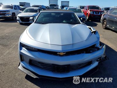 Piąte zdjęcie samochodu w środku: 2018 CHEVROLET CAMARO LT VIN:1G1FB3DX8J0131880 - miniatura
