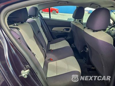 Zdjęcie 10 z 12 samochodu: 2014 CHEVROLET CRUZE LS VIN:1G1PA5SH2E7114777 - miniatura