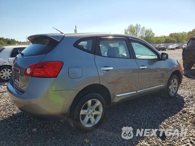 Trzecie zdjęcie samochodu z tyłu: 2013 NISSAN ROGUE S VIN:JN8AS5MV5DW660785 - miniatura