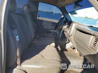 Zdjęcie 10 z 12 samochodu: 2004 CHEVROLET SILVERADO C1500 VIN:1GCEC14X24Z247502 - miniatura