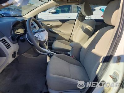 Zdjęcie 7 z 12 samochodu: 2010 TOYOTA COROLLA LE VIN:1NXBU4EE8AZ271922 - miniatura