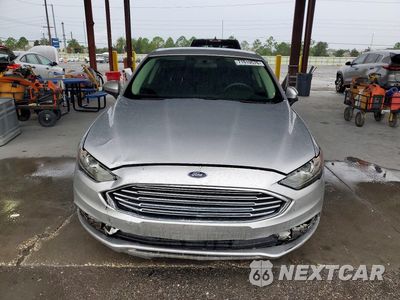 Piąte zdjęcie samochodu w środku: 2018 FORD FUSION SE HYBRID VIN:3FA6P0LU5JR280011 - miniatura