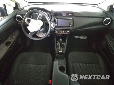 Zdjęcie 8 z 12 samochodu: 2020 NISSAN VERSA S VIN:3N1CN8DV7LL893135 - miniatura
