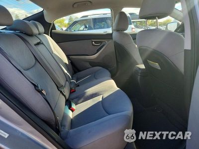 Zdjęcie 10 z 12 samochodu: 2012 HYUNDAI ELANTRA GLS VIN:KMHDH4AE1CU409791 - miniatura