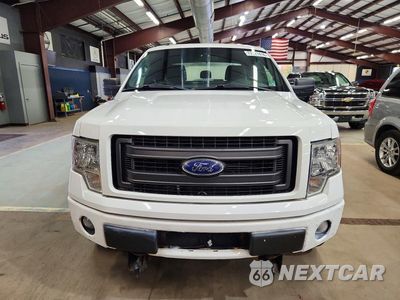 Piąte zdjęcie samochodu w środku: 2013 FORD F150 SUPER CAB VIN:1FTFX1EF8DFA77565 - miniatura
