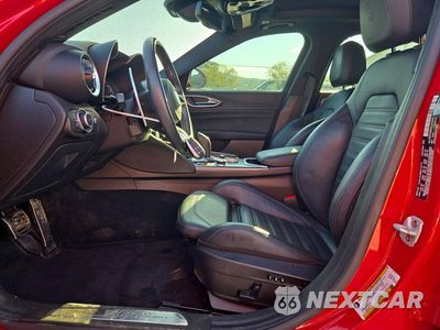 Zdjęcie 7 z 12 samochodu: 2020 ALFA ROMEO GIULIA TI VIN:ZARFANBN3L7632232 - miniatura