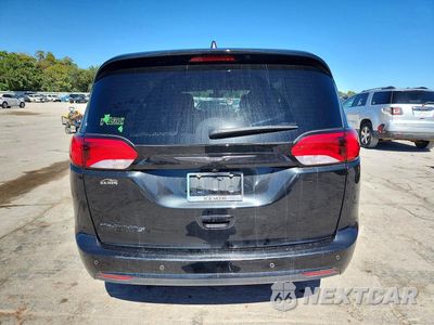Zdjęcie 6 z 13 samochodu: 2019 CHRYSLER PACIFICA TOURING PLUS VIN:2C4RC1FGXKR633400 - miniatura