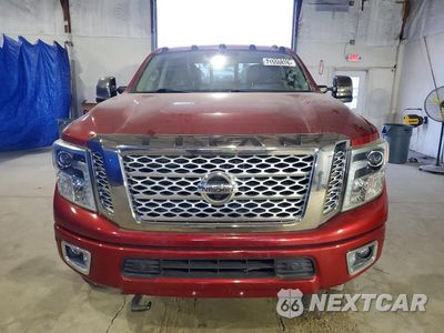 Piąte zdjęcie samochodu w środku: 2016 NISSAN TITAN XD PLATINUM RESERVE VIN:1N6BA1F40GN515712 - miniatura