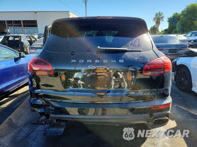 Zdjęcie 6 z 13 samochodu: 2018 PORSCHE CAYENNE VIN:WP1AA2A29JKA00144 - miniatura