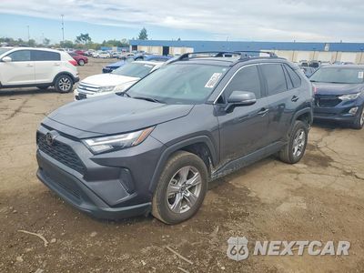 2025 TOYOTA RAV4 XLE 2T3P1RFV1SW599900 - główne zdjęcie licytacji z USA - miniatura