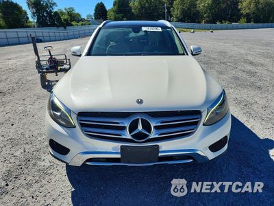 Piąte zdjęcie samochodu w środku: 2018 MERCEDES-BENZ GLC 300 4MATIC VIN:WDC0G4KB2JV091109 - miniatura