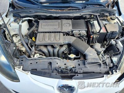 Zdjęcie 11 z 12 samochodu: 2013 MAZDA MAZDA2 VIN:JM1DE1LY3D0158140 - miniatura
