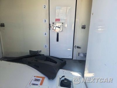 Zdjęcie 10 z 12 samochodu: 2023 FORD TRANSIT REFRIGERATED BOX TRUCK VIN:1FDBW7ZG9PKA20144 - miniatura