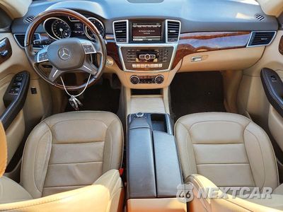 Zdjęcie 8 z 12 samochodu: 2013 MERCEDES-BENZ ML 350 BLUETEC VIN:4JGDA2EB1DA141014 - miniatura