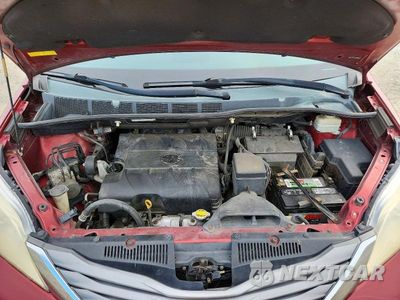Zdjęcie 12 z 13 samochodu: 2011 TOYOTA SIENNA XLE 8-PASSENGER VIN:5TDYK3DC3BS004613 - miniatura