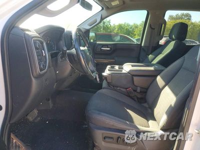Zdjęcie 7 z 12 samochodu: 2019 CHEVROLET SILVERADO K1500 LT VIN:3GCUYDED7KG134631 - miniatura
