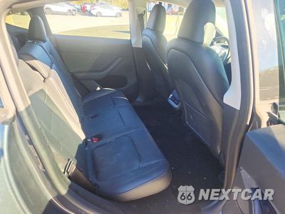 Zdjęcie 10 z 13 samochodu: 2023 TESLA MODEL Y VIN:7SAYGDEE7PA209760 - miniatura
