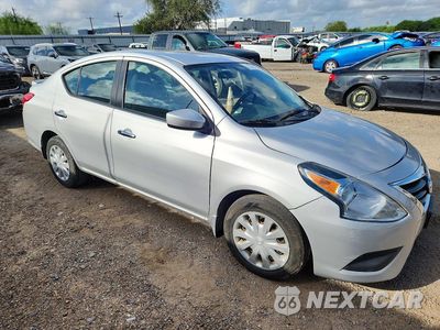 Czwarte zdjęcie samochodu z boku: 2017 NISSAN VERSA 1.6 SV VIN:3N1CN7AP2HL892224 - miniatura
