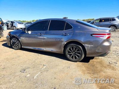 Drugie zdjęcie samochodu z przodu: 2018 TOYOTA CAMRY LE VIN:4T1B11HK7JU063569 - miniatura