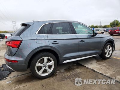 Trzecie zdjęcie samochodu z tyłu: 2020 AUDI Q5 PREMIUM VIN:WA1ANAFY5L2041901 - miniatura