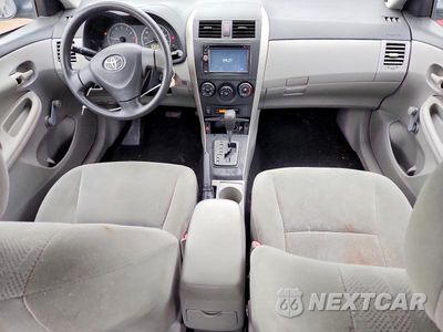 Zdjęcie 8 z 12 samochodu: 2011 TOYOTA COROLLA BASE VIN:2T1BU4EEXBC581508 - miniatura