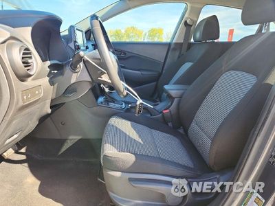 Zdjęcie 7 z 14 samochodu: 2019 HYUNDAI KONA SEL VIN:KM8K2CAAXKU370729 - miniatura