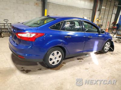 Trzecie zdjęcie samochodu z tyłu: 2012 FORD FOCUS S VIN:1FAHP3E27CL472263 - miniatura