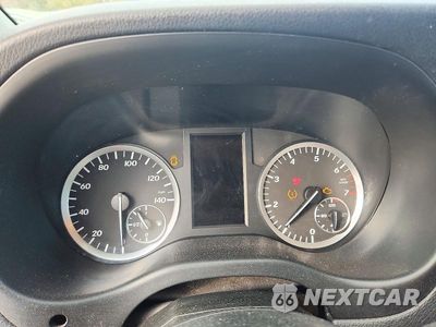 Zdjęcie 9 z 13 samochodu: 2016 MERCEDES-BENZ METRIS VIN:WD3PG2EA5G3062147 - miniatura