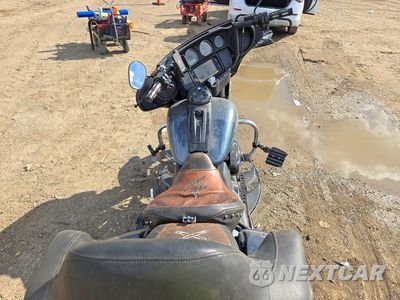 Zdjęcie 6 z 8 samochodu: 2015 HARLEY-DAVIDSON FLHTCU ULTRA CLASSIC ELECTRA GLIDE VIN:1HD1FCM17FB699940 - miniatura