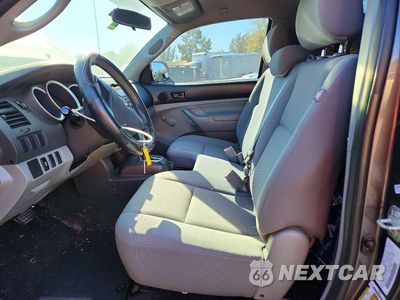 Zdjęcie 7 z 12 samochodu: 2012 TOYOTA TACOMA BASE VIN:5TFNX4CN2CX012372 - miniatura