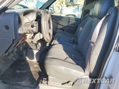 Zdjęcie 7 z 13 samochodu: 2005 CHEVROLET SILVERADO K2500 HEAVY DUTY VIN:1GCHK24U15E334912 - miniatura