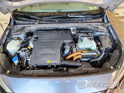 Zdjęcie 11 z 12 samochodu: 2017 HYUNDAI IONIQ LIMITED VIN:KMHC85LC4HU039831 - miniatura