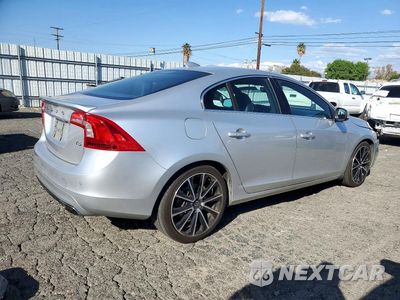 Trzecie zdjęcie samochodu z tyłu: 2016 VOLVO S60 PREMIER VIN:YV126MFKXG2396180 - miniatura