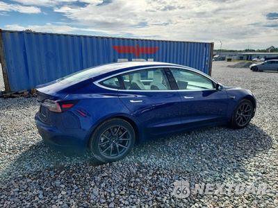 Trzecie zdjęcie samochodu z tyłu: 2020 TESLA MODEL 3 VIN:5YJ3E1EB8LF745423 - miniatura