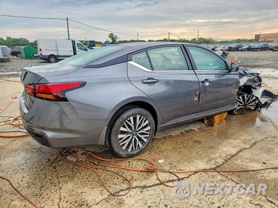 Trzecie zdjęcie samochodu z tyłu: 2026 NISSAN ALTIMA SV VIN:1N4BL4DV7TN344807 - miniatura