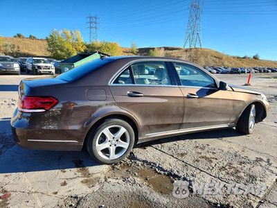 Trzecie zdjęcie samochodu z tyłu: 2016 MERCEDES-BENZ E 350 4MATIC VIN:WDDHF8JB2GB255009 - miniatura