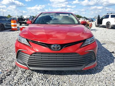 Piąte zdjęcie samochodu w środku: 2023 TOYOTA CAMRY LE VIN:4T1C11AK7PU186053 - miniatura