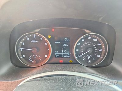 Zdjęcie 9 z 12 samochodu: 2017 HYUNDAI ELANTRA VIN:5NPD74LF5HH135235 - miniatura