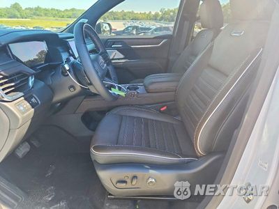 Zdjęcie 7 z 14 samochodu: 2026 GMC ACADIA DENALI ULTIMATE VIN:1GKENTKS5TJ318836 - miniatura