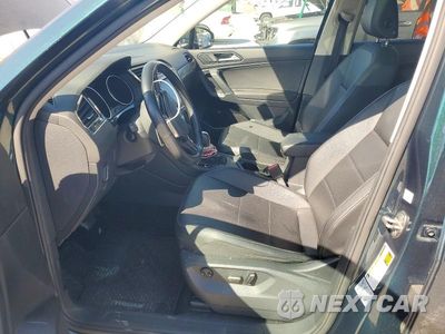 Zdjęcie 7 z 13 samochodu: 2018 VOLKSWAGEN TIGUAN SE VIN:3VV3B7AX0JM191835 - miniatura