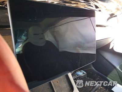 Zdjęcie 9 z 12 samochodu: 2023 TESLA MODEL 3 VIN:5YJ3E1EA1PF434204 - miniatura