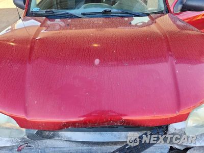 Zdjęcie 11 z 13 samochodu: 2005 FORD ESCAPE XLS VIN:1FMYU02Z15KB25079 - miniatura
