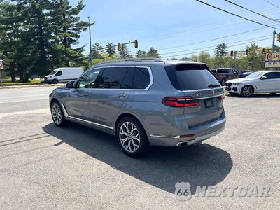 Trzecie zdjęcie samochodu z tyłu: 2024 BMW X7 XDRIVE40I VIN:5UX23EM00R9S52720 - miniatura