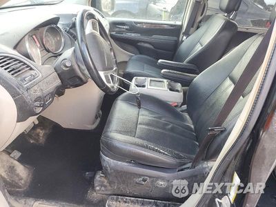 Zdjęcie 7 z 13 samochodu: 2015 CHRYSLER TOWN & COUNTRY TOURING VIN:2C4RC1BG5FR726983 - miniatura