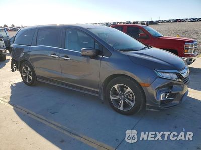 Czwarte zdjęcie samochodu z boku: 2018 HONDA ODYSSEY TOURING VIN:5FNRL6H89JB060146 - miniatura