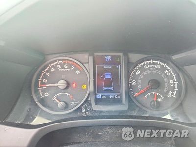 Zdjęcie 9 z 12 samochodu: 2020 TOYOTA TACOMA SR VIN:5TFRX5GN2LX180790 - miniatura