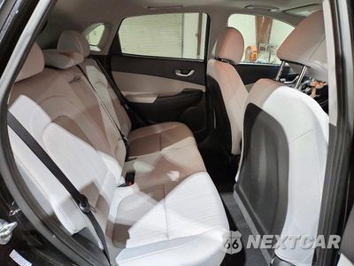 Zdjęcie 10 z 13 samochodu: 2023 HYUNDAI KONA SEL VIN:KM8K3CAB2PU962574 - miniatura