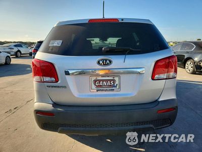 Zdjęcie 6 z 13 samochodu: 2013 KIA SORENTO LX VIN:5XYKT3A14DG332418 - miniatura